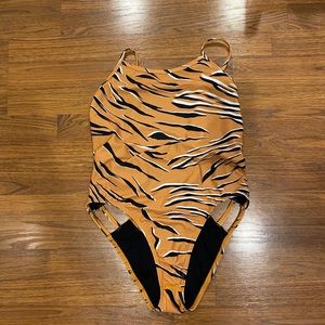 JOLYN SIZE 34!! RARE